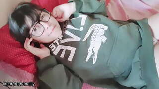 ���ယ်ကျော်သက်မိန်းကလေးအထိသူမလာျ