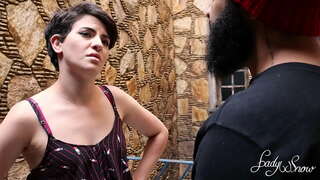 Comunistinha έχει να ψηφίσουν για το Boulos και μετατράπηκε σε ένα κέρατο Comunistinha έχει να ψηφίσουν για το Boulos και μετατράπηκε σε ένα κέρατο